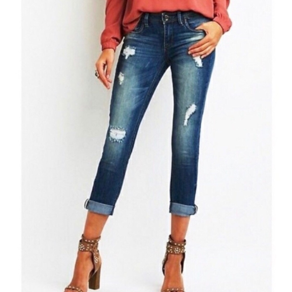 Dollhouse ✨ Rollup Skinny Capris ✨ Mid Rise ✨ Distressed